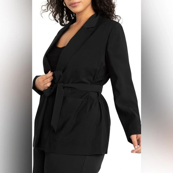 NWT ELOQUII Belted Cutout Detail Blazer Black Size 18 - Picture 1 of 12